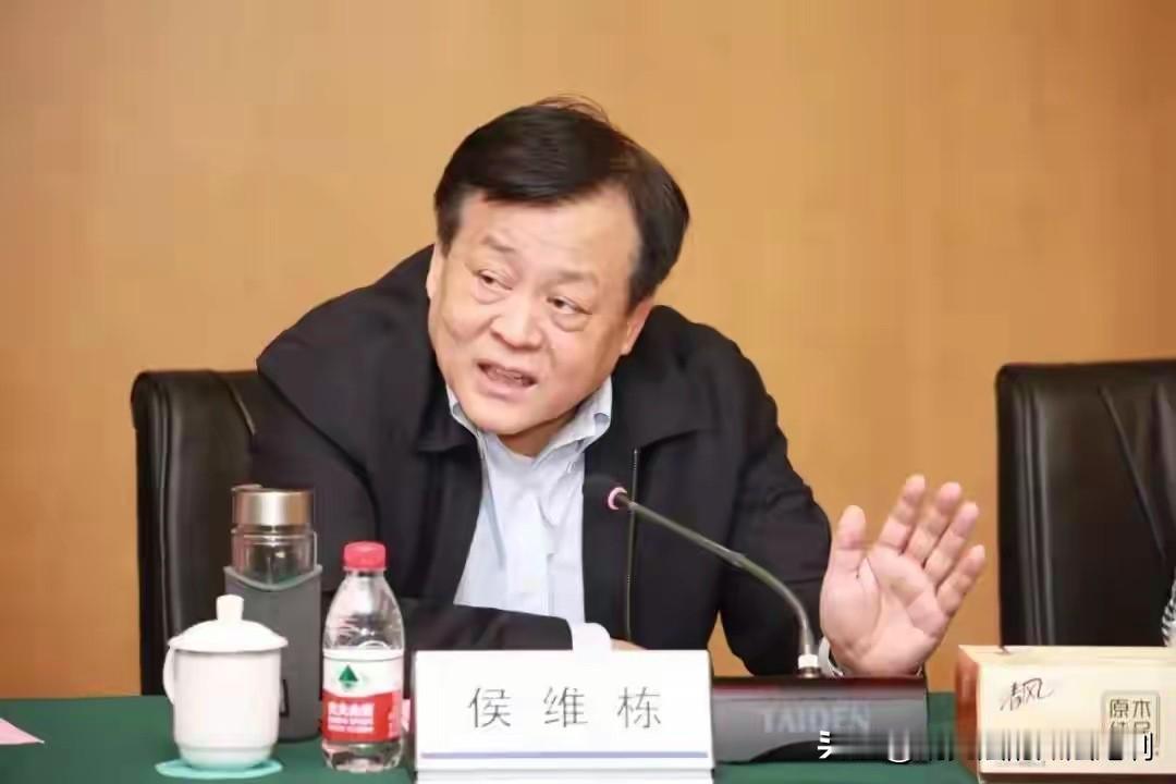 大搞权钱交易！退休5年又被“拎”出来，4大违纪问题，胆子不是一般大！8月20