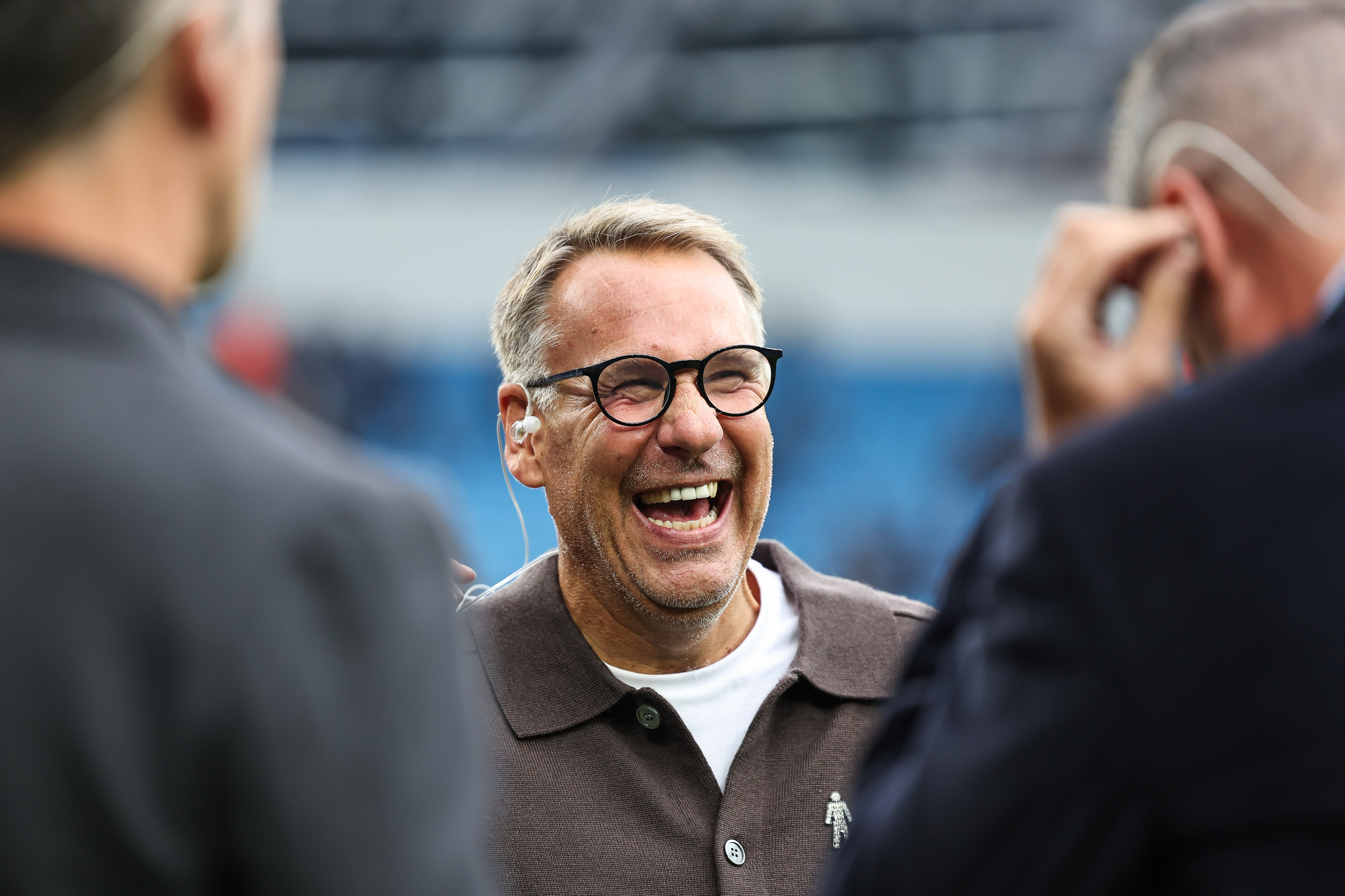 默森: 斯凯利在防守时睡着了, 但卡尔的进球确实精彩绝伦