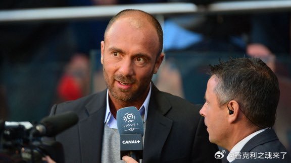 法国名宿杜加里关于巴黎对阵利物浦的比赛时预测：“对巴黎来说这将是一场轻松的散步。