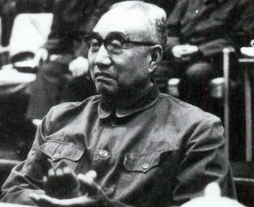 徐向前晚年评价老战友陈昌浩说：昌浩同志那时年轻幼稚，属于好人犯错误，他对党和人民