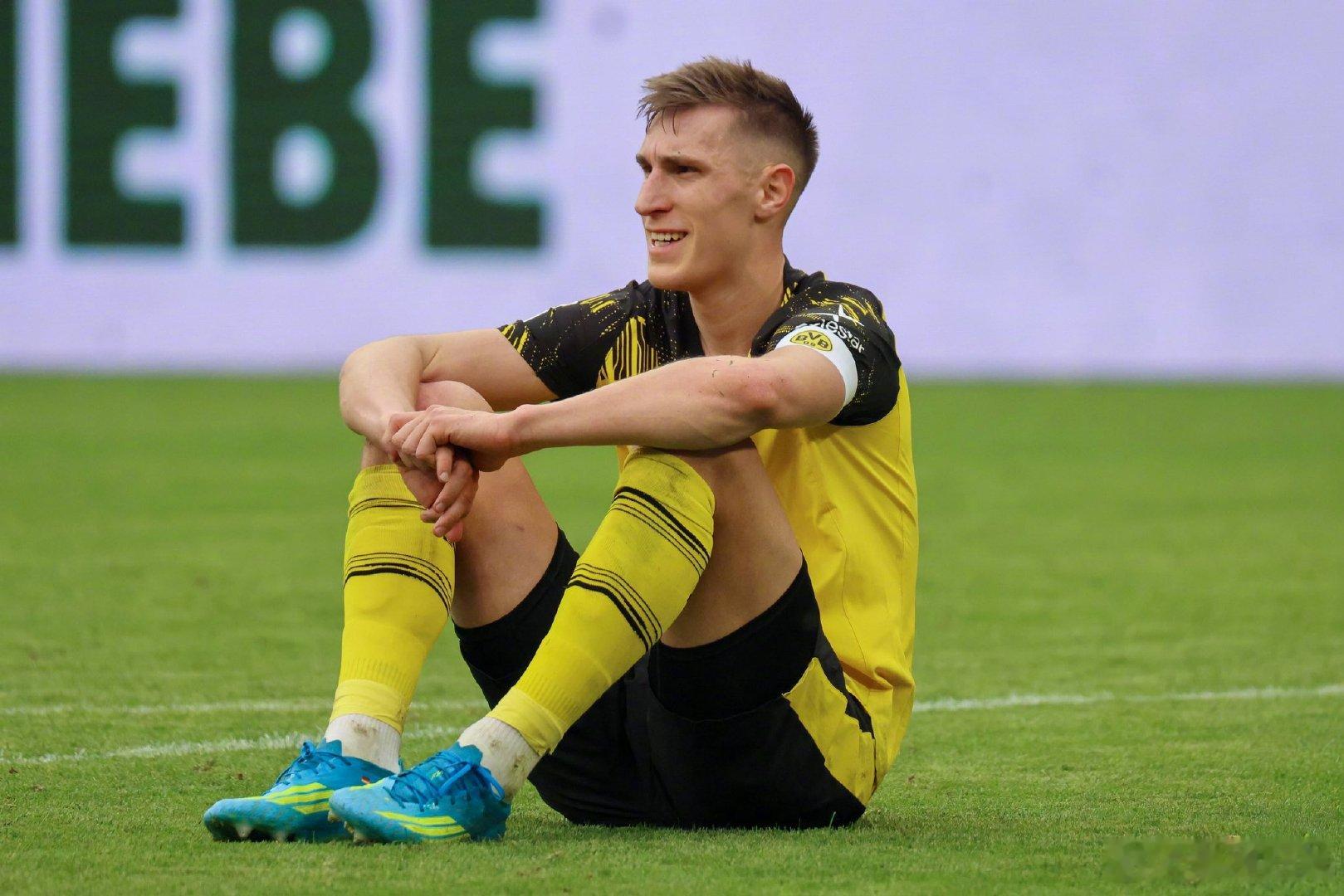 【排除拜仁】德国天空体育：施洛特贝克不久前与多特蒙德续约，新合同里有50-60M