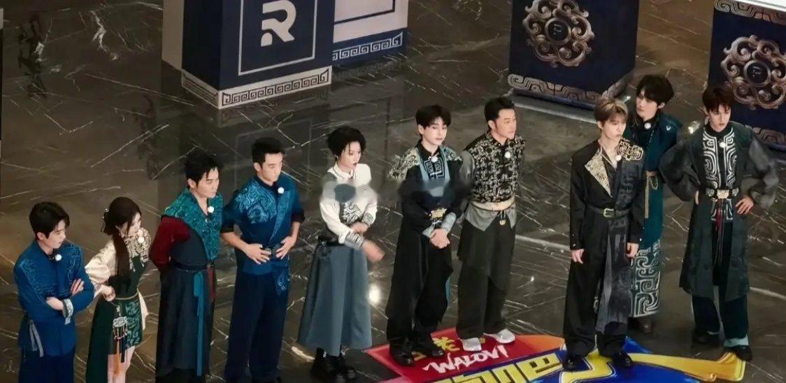 我精简整合核心信息，控制在150字，保留看点、适配官宣文案风格：奔跑吧14第八期