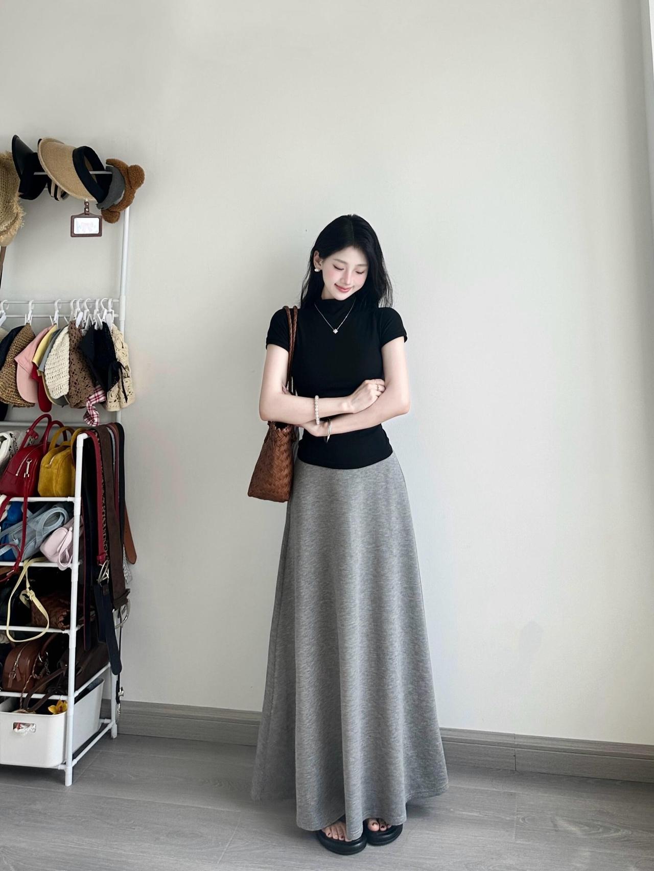 把普通日子过得甜甜的，用心生活用心打扮，可爱和温柔一直在线。精致甜妹甜美生活