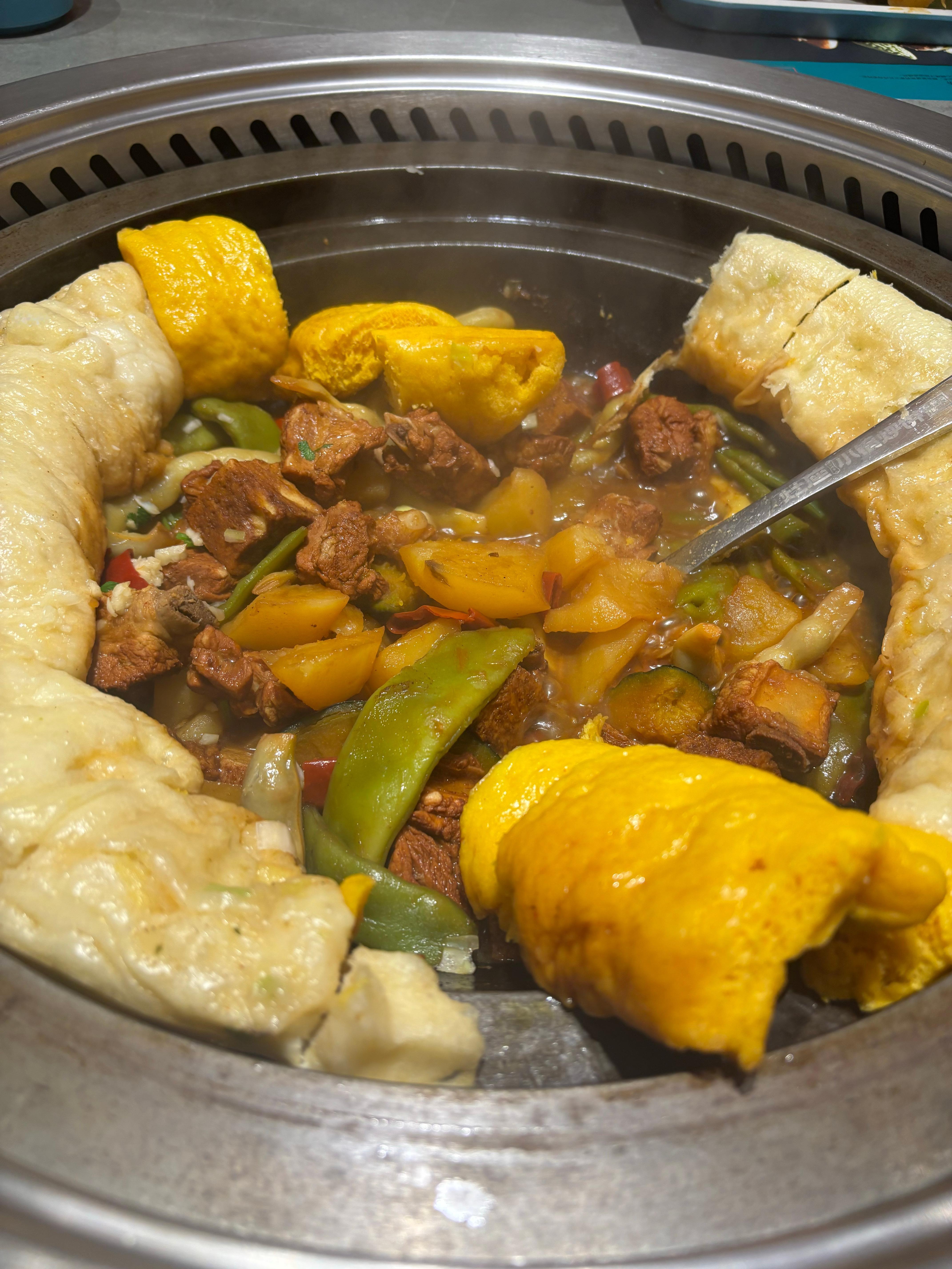 这个冬天吃的最多的就是铁锅炖