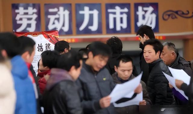 前几年喊着"中国+1"跑越南建厂的，现在好多人又悄悄往回搬了。2026年二季