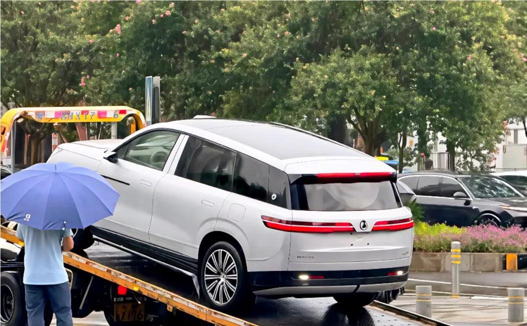 这车为什么卖不动了？N9上市不到半年，销量下滑显而易见，论黑科技同级别的车没人
