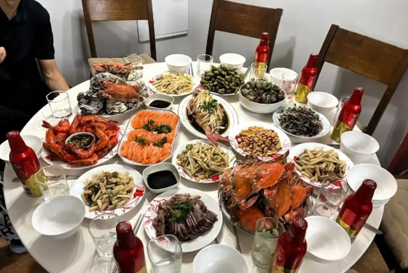 这菜品在普通人家，算是天花板了吧？