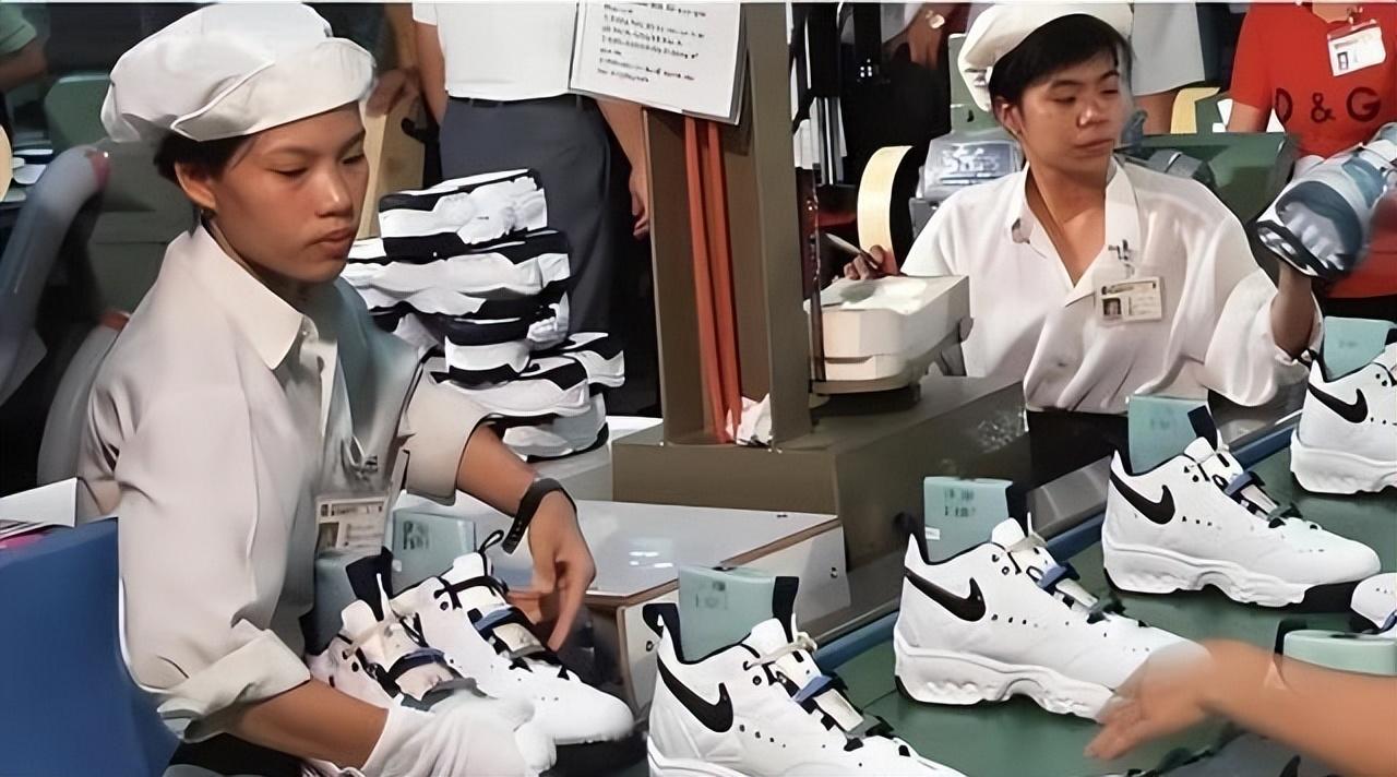 十年前提起越南制造，大家想到的全是衣服鞋子，满大街都是“越南制造”的标签。