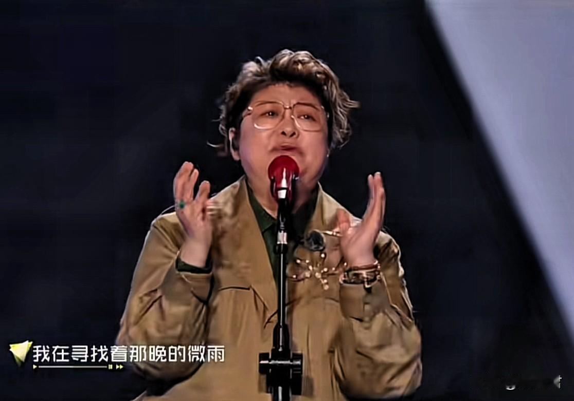 韩红基金会出问题了，并非法人的韩红作何感想？韩红基金会所处的境地着实复杂。韩