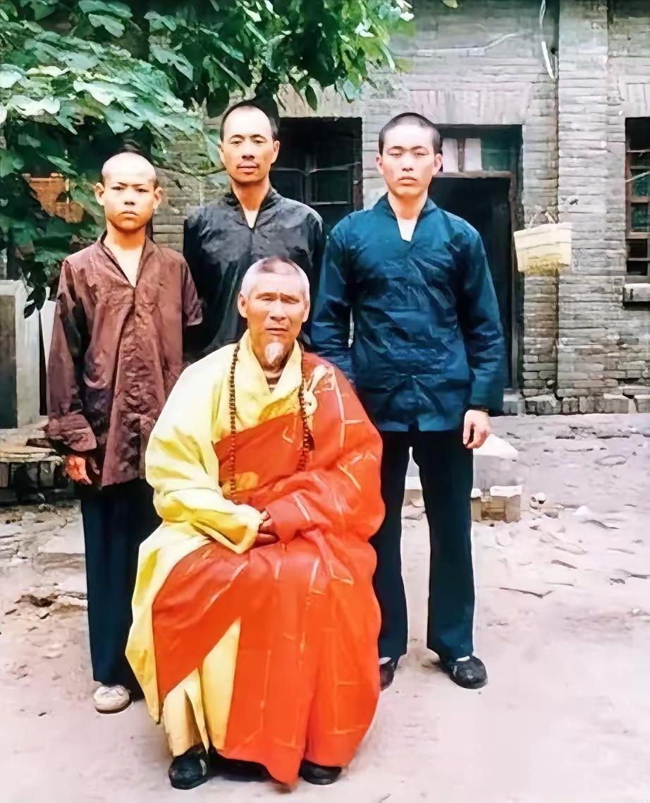 据凤凰网报道，少林寺方丈释永信大师被带走调查！！这可是重磅新闻啊，释永信大师2