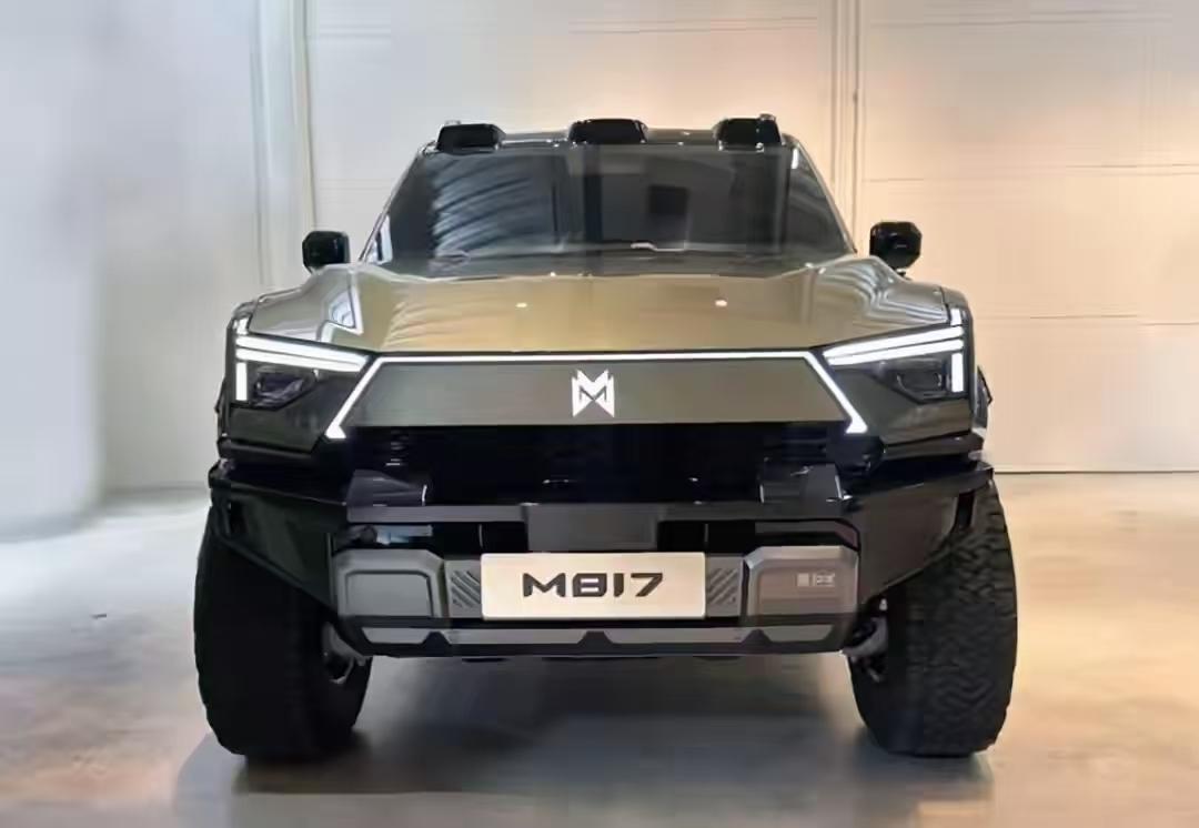 预售现场彻底疯了！猛士M817一亮相，1小时狂揽9713单，直接炸翻整个越野圈！