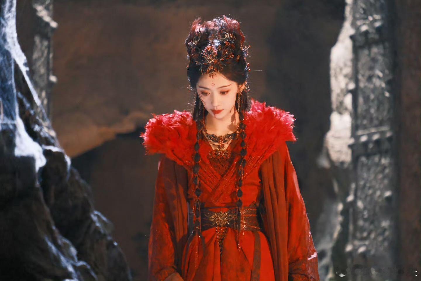 王影璐剧抛脸王影璐的角色从来不会让人串戏，每个都有自己的故事感，这种“剧抛脸”