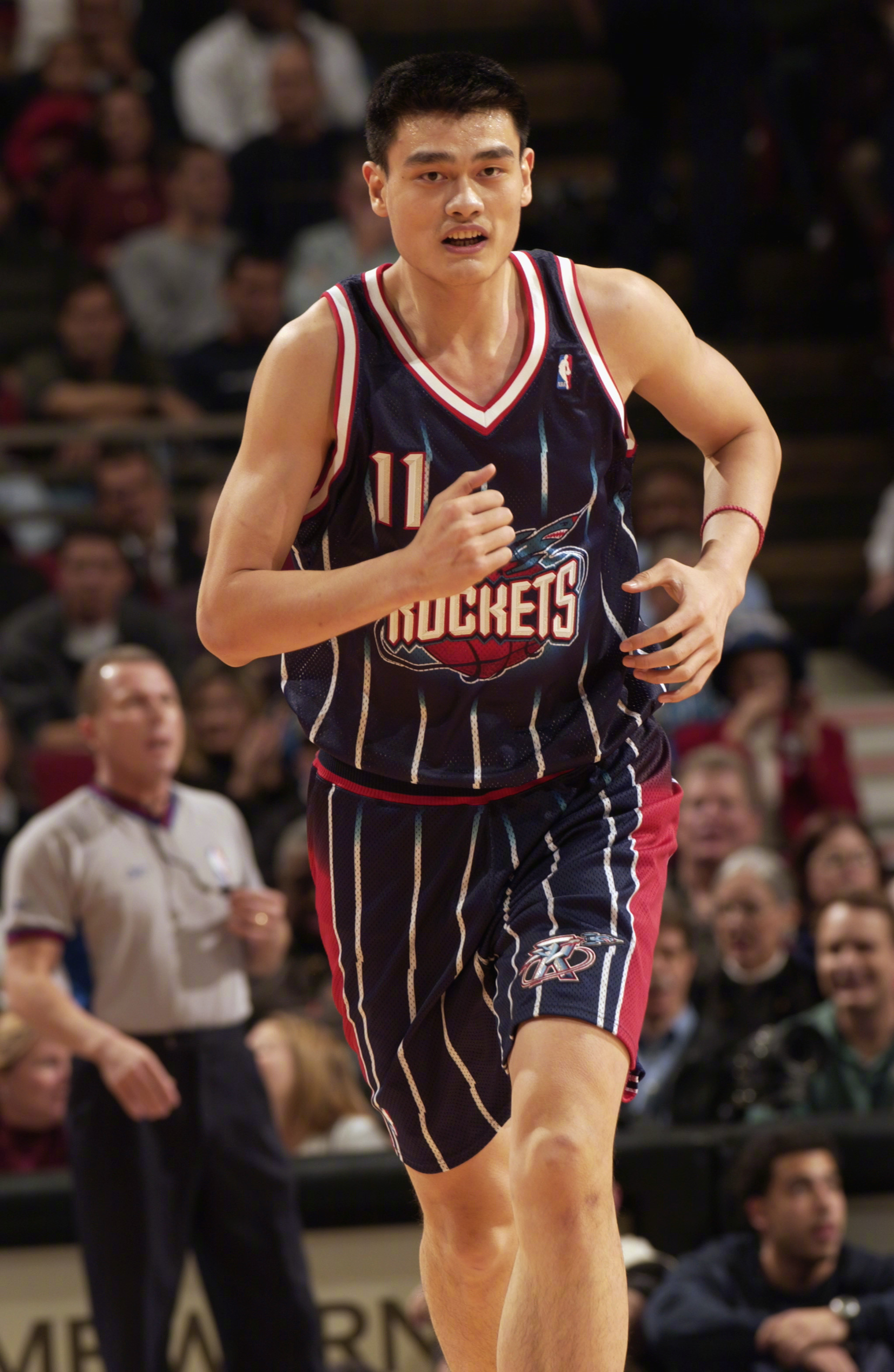 姚明46岁生日火箭升空为火箭加油助威休斯顿火箭🏀我们的传奇[比心]大姚！