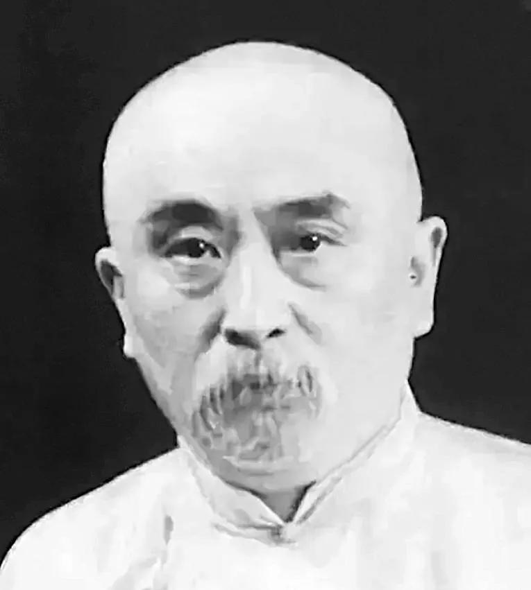 1910年，晚清神医曾经预言“万国博览会”在上海浦东举行，为了方便市民前往参观，