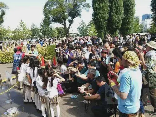 日本7岁爱豆见面会遭热议