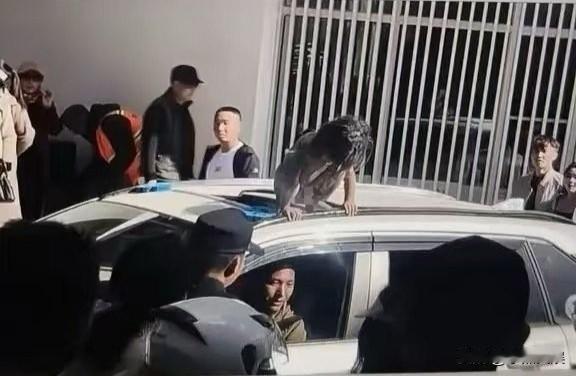 这个事情最近怎么一点消息都没有了？也不知道孩子现在是什么情况了，有人去年就拍