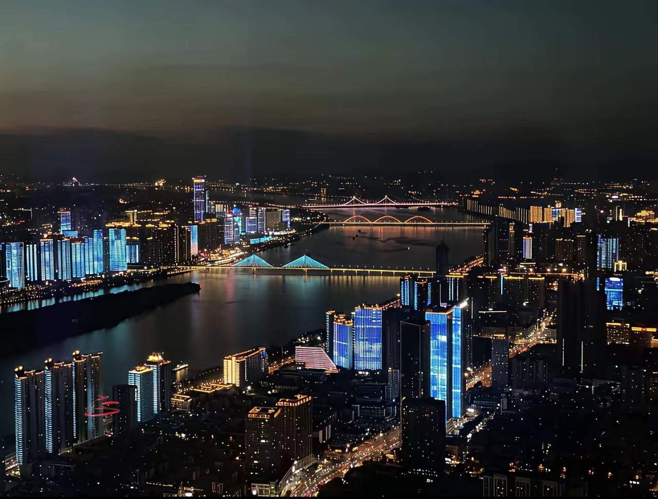 上海老破小跌成啥样了？以前没啥感觉，就知道跌了，我们当初买的价格还好，总感觉再跌