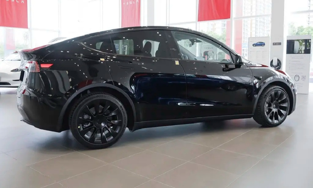 特斯拉磷酸铁锂可以开20万公里吗宁德时代的，可以开20万公里吗，网上很多人说磷