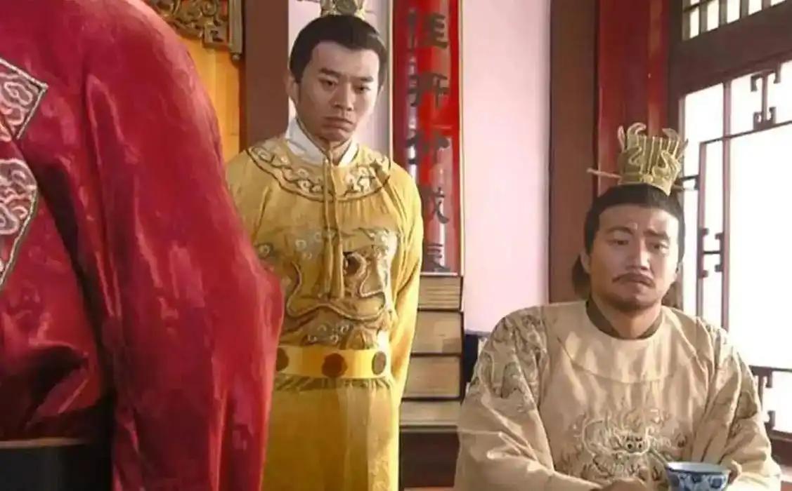 朱棣去北平就藩前，对太子朱标说：“大哥，北方有我，你就放心吧！”蓝玉在朱棣走后