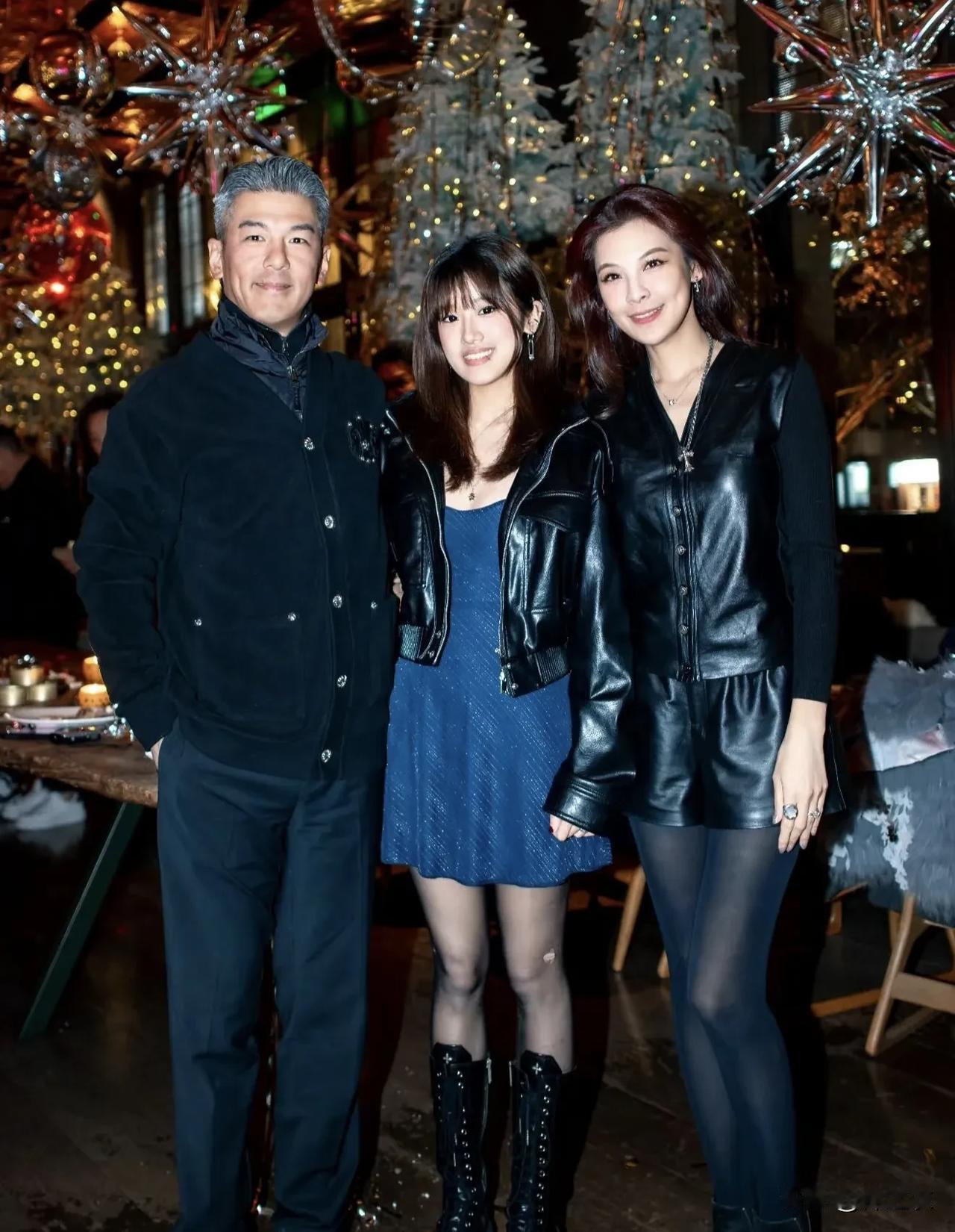 有网友说，贾静前夫到底能不能是生孩子，评论区有人回复说，据说很难很难。所以说