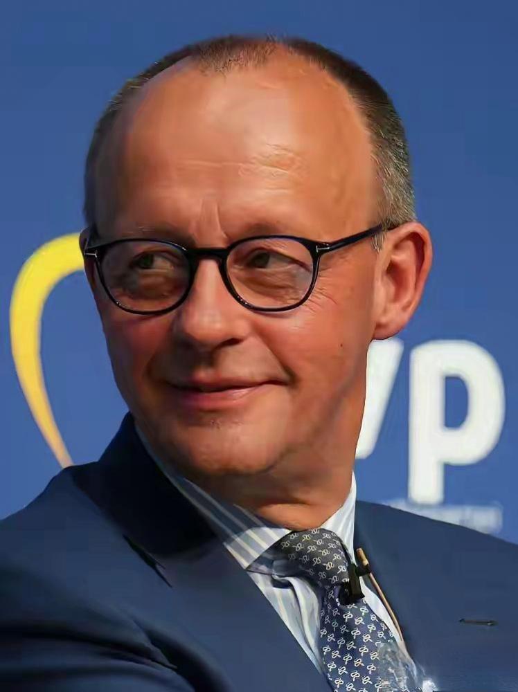 就在刚刚德国政府正式宣布了就在今天10月8号，德国政府出了个挺让人震惊的