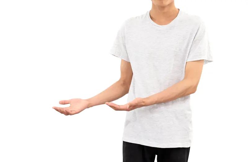 有些女人喜欢没钱的男人，原因还挺多。有的女人看重的是男人的潜力，觉得他虽然现在没