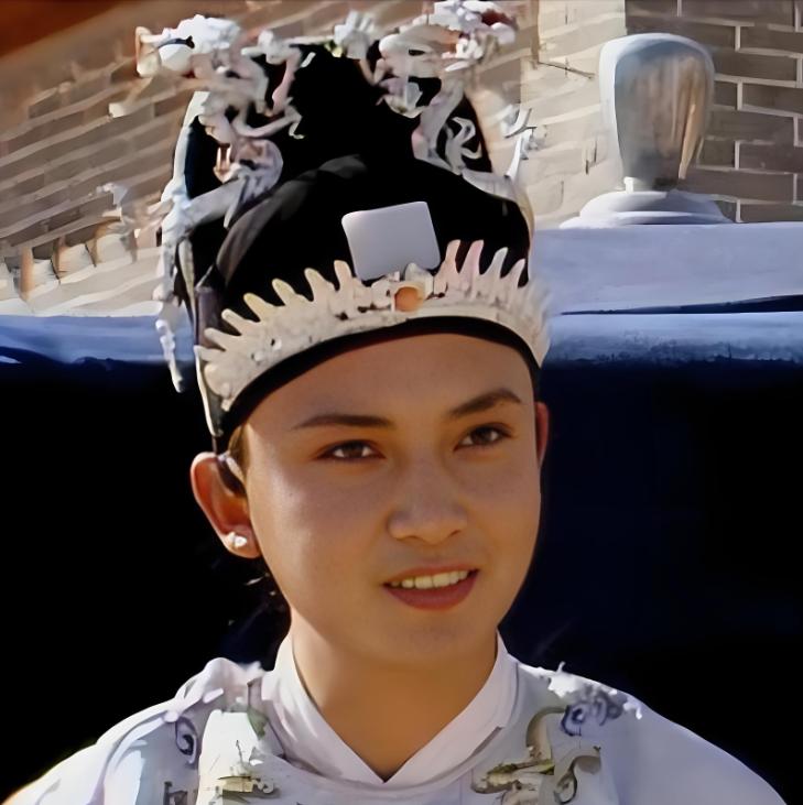 北静王哪能看得上林黛玉呢？为了强捧黛玉，有些人真是疯魔了。他们一面吹嘘林