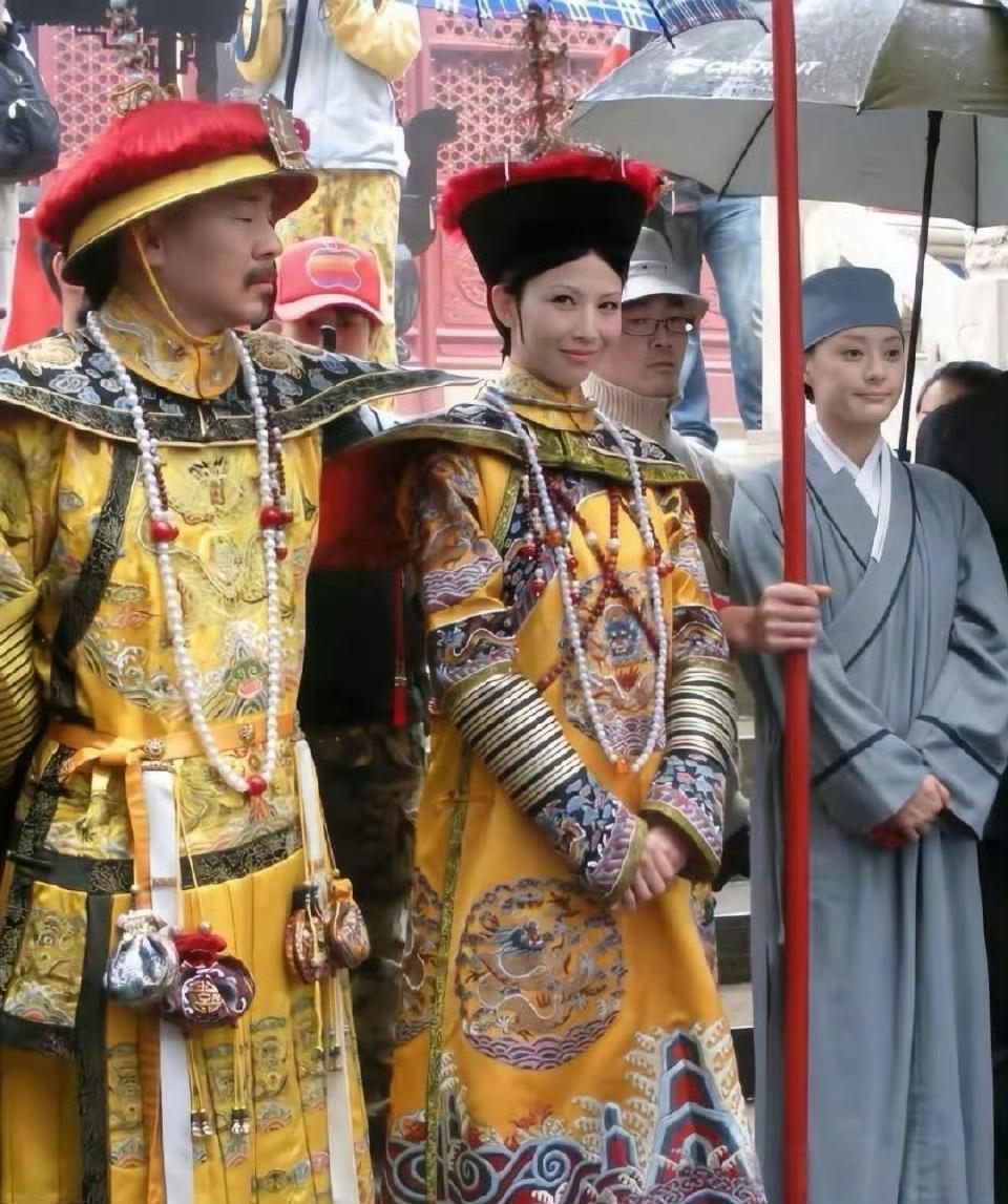 这居然是《甄嬛传》实际上拍的第一个镜头。