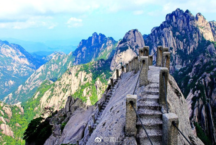 #黄山市17家景区春假免票#【这12天，黄山市17家景区对全国18岁及以下游客免