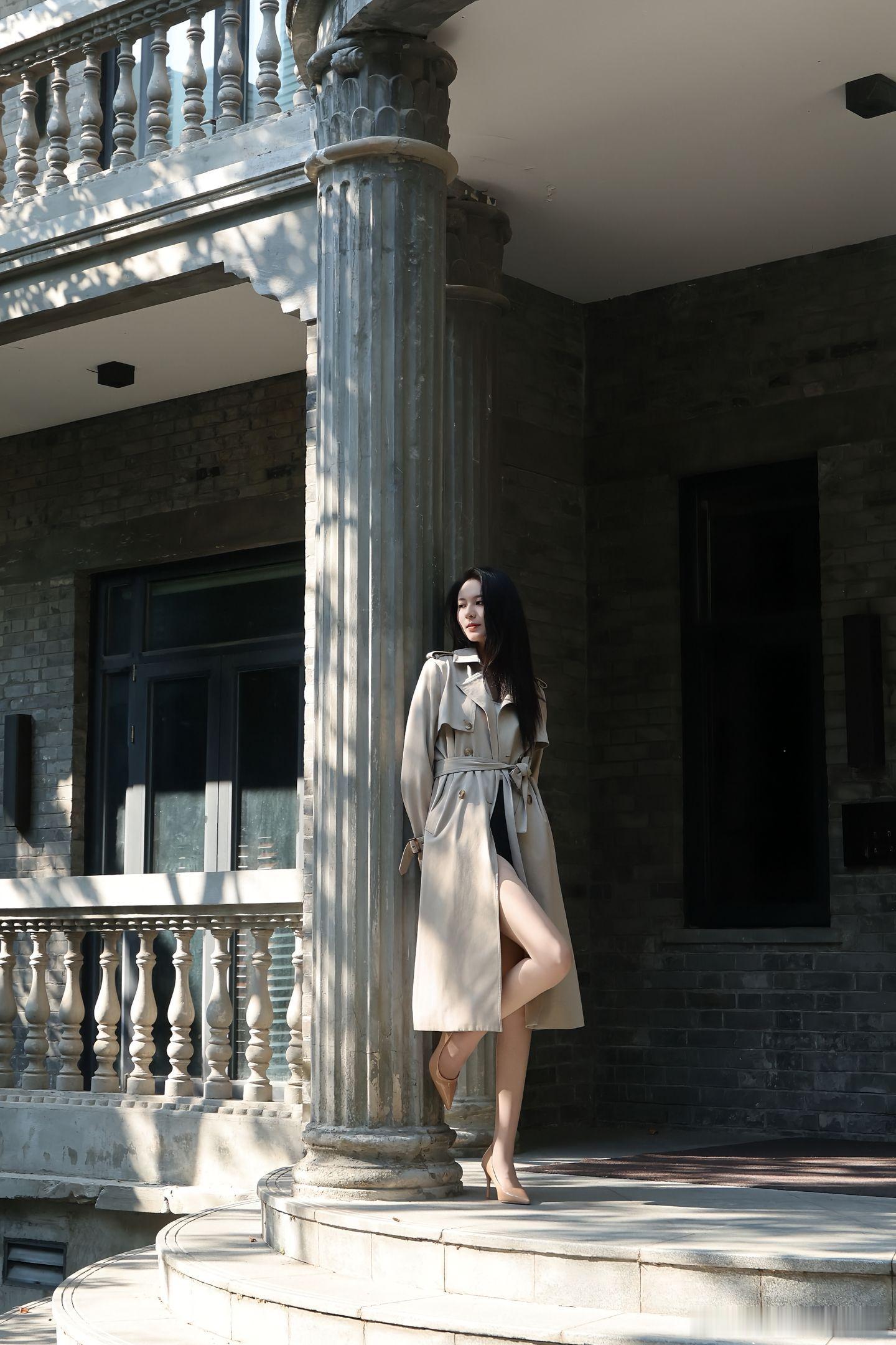 顶级街拍街拍马年大吉美女绘梦长廊