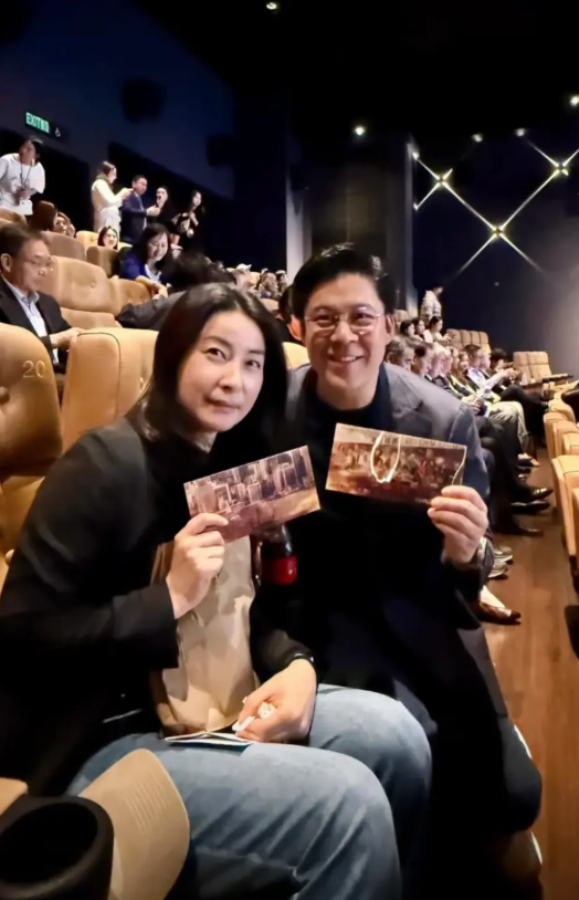 郭晶晶霍启刚，真实夫妻模样大公开！5月2日，郭晶晶与霍启刚登上了热搜榜单。原