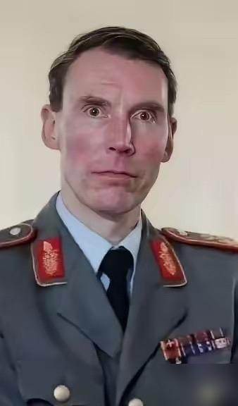 德国陆军总司令公开承认：我们得向乌克兰学打仗了。你没听错。不是演习，是实战。