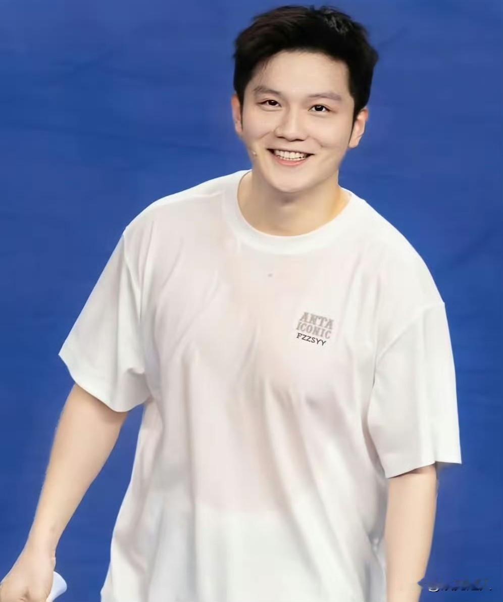 30岁的樊振东，还会重返赛场吗？大概率悬了！这四点原因，说透了他的处境。第