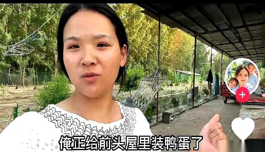 一个男人最大的不幸，可能就是同时被两个女人毫无保留地爱着。一个是他妈，一个是他