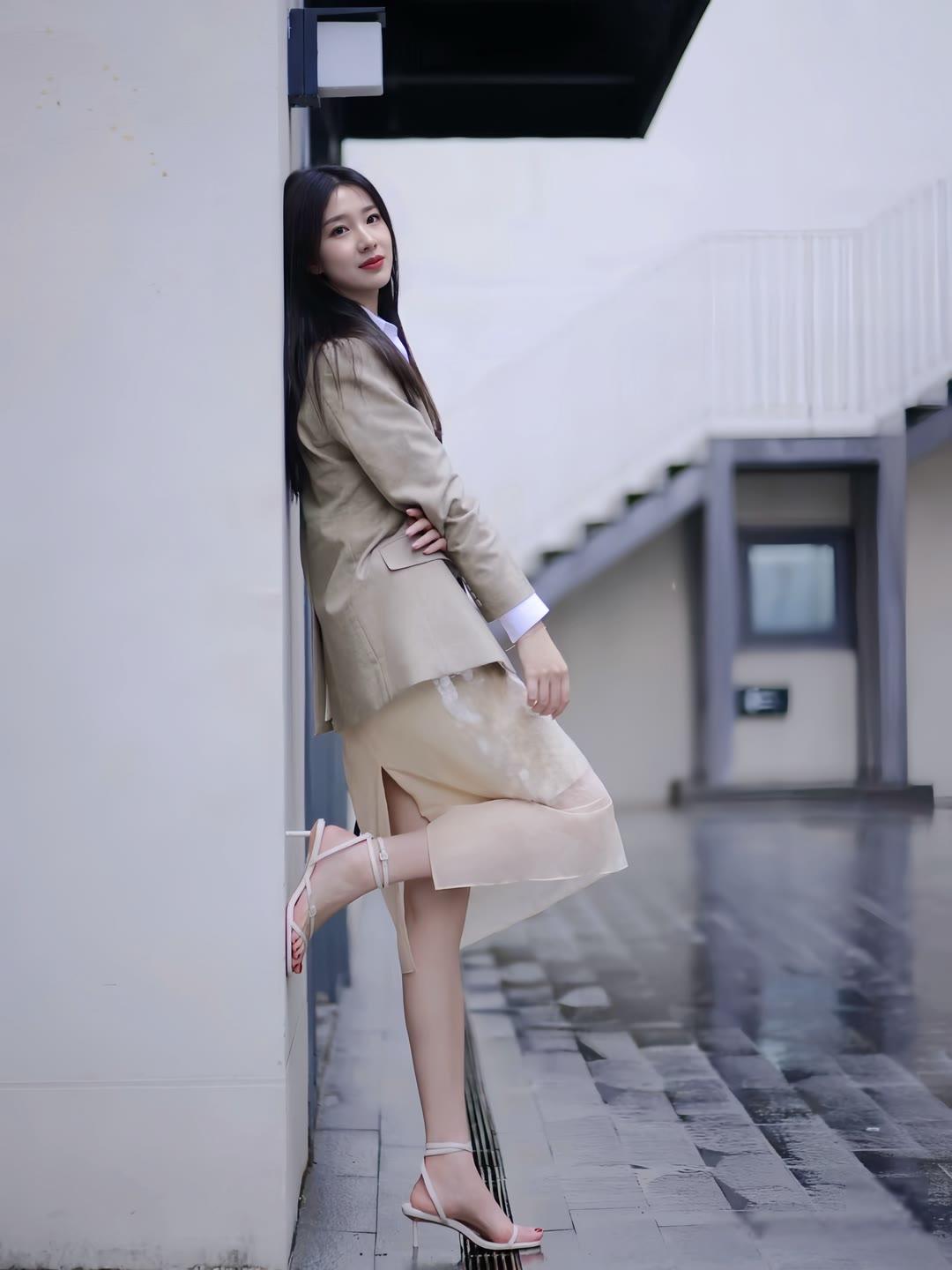 古语云：家有恶妻，三代难安；妻不尊夫，家道必衰。婚姻是双向奔赴，不是单方面索取、