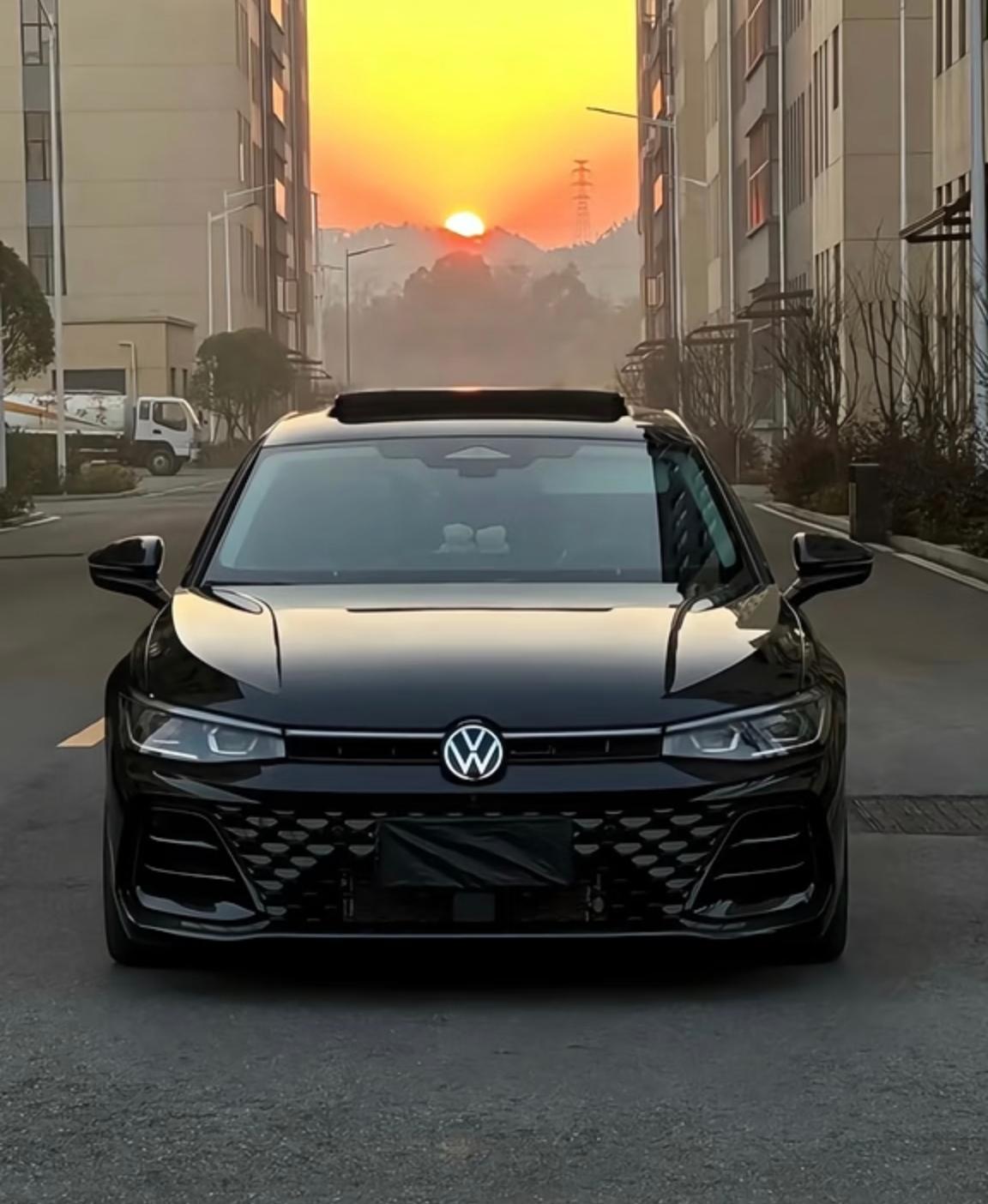 月薪3千也敢看的车，开出去别人以为我年薪50万！月薪3千，就不能开有面子的车