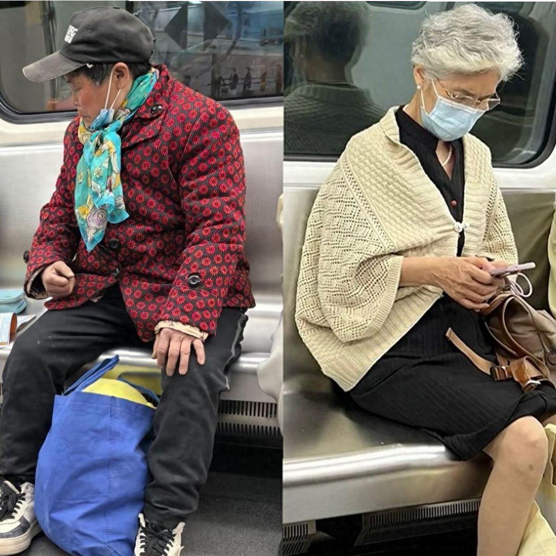 地铁偶遇两位上海阿婆，穿搭差距一眼戳心在地铁里撞见两位上海阿姨，对比直接拉