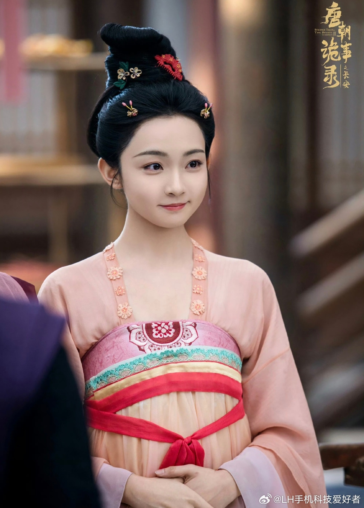 终于知道卢凌风外婆长啥样了马上就看完了，这姑娘长的是真漂亮，唐朝诡事录是懂观众的