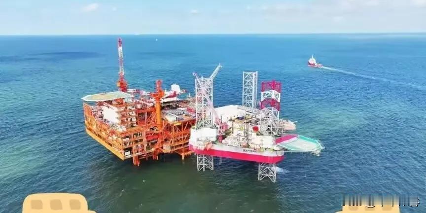 没有任何征兆，也没有铺天盖地的宣传。就在五一节前，自然资源部悄然扔出一枚“重磅炸