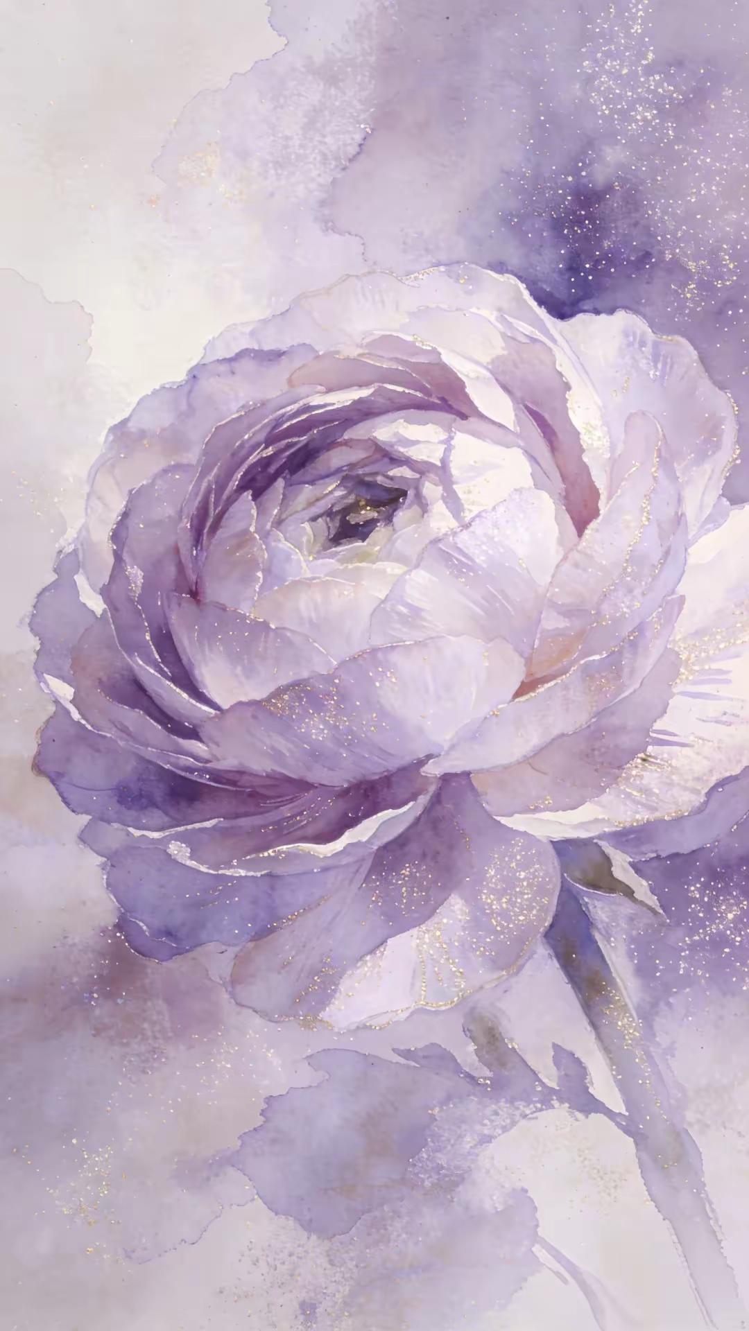 手机壁纸～晕染开的紫调温柔，被鎏金碎光吻过的层层花瓣，像揉碎了一整个暮春的梦。花