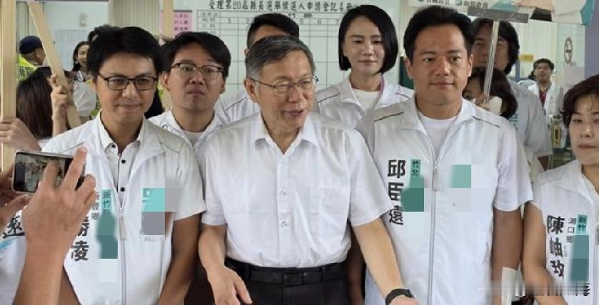 柯文哲喊话郑丽文出面善后，陈见贤意外受瞩目。就在今日（9月2日），柯文哲以及邱臣