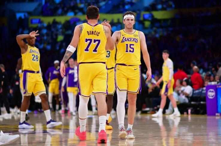 大鱼来了！NBA休赛期或将离队的五大超巨！1：塔图姆本赛季塔图姆伤病缠身，球