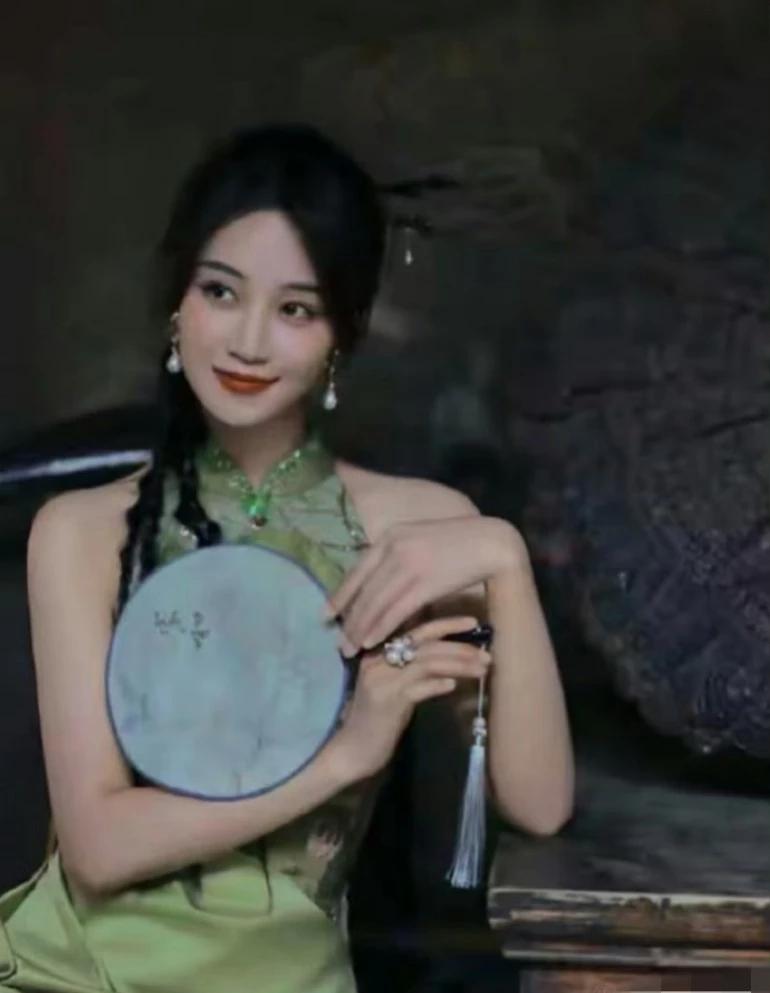 蓝盈莹说自己压根没做过医美，就是每天坚持练嘴巴才把嘴唇练翘的。你觉得这可能吗？光