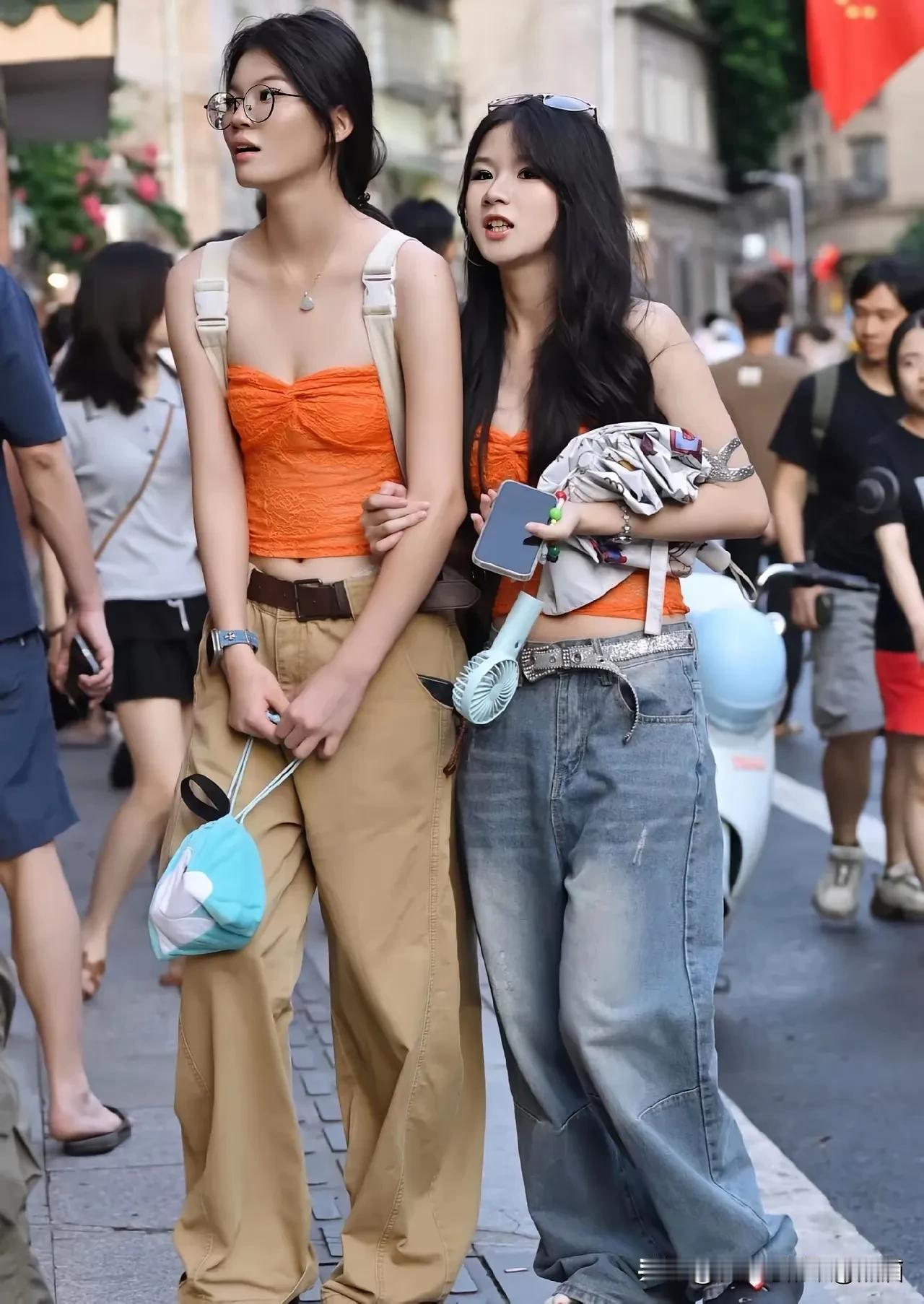 穿衣自由？——还是丢人现眼？