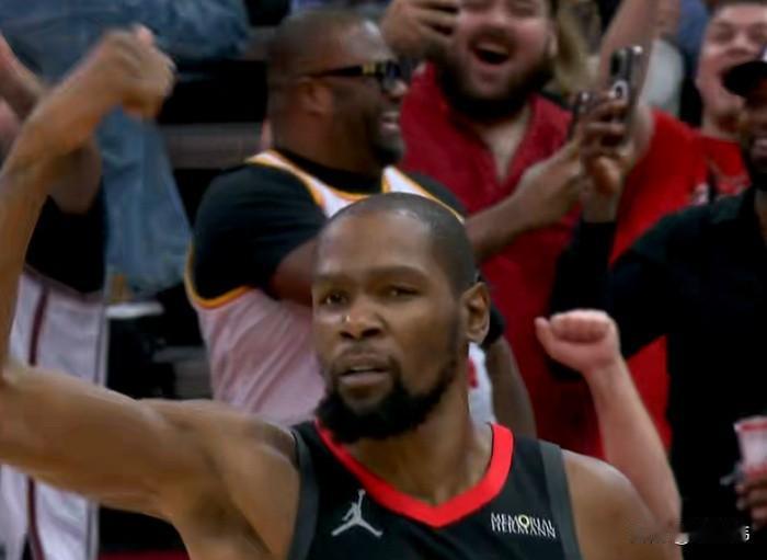 狄龙谈杜兰特绝杀：“没什么好说的。”“火箭给他高工资。”“就是让他干