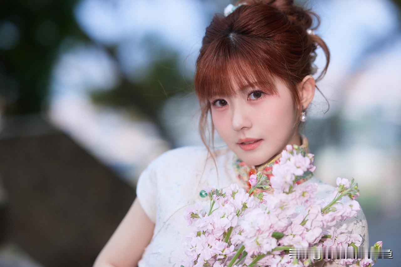 赖美云分享图片