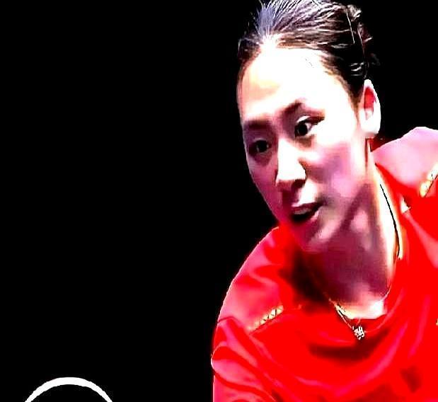 掀桌子！王楚钦孙颖莎混双被拿下。155万美金的新加坡大满贯，全世界的眼睛都