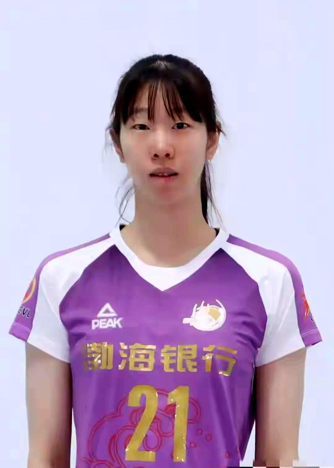 天津女排的新大腿，竟比王媛媛矮了8厘米？王媛媛、李盈莹这些主力留洋的留洋，缺