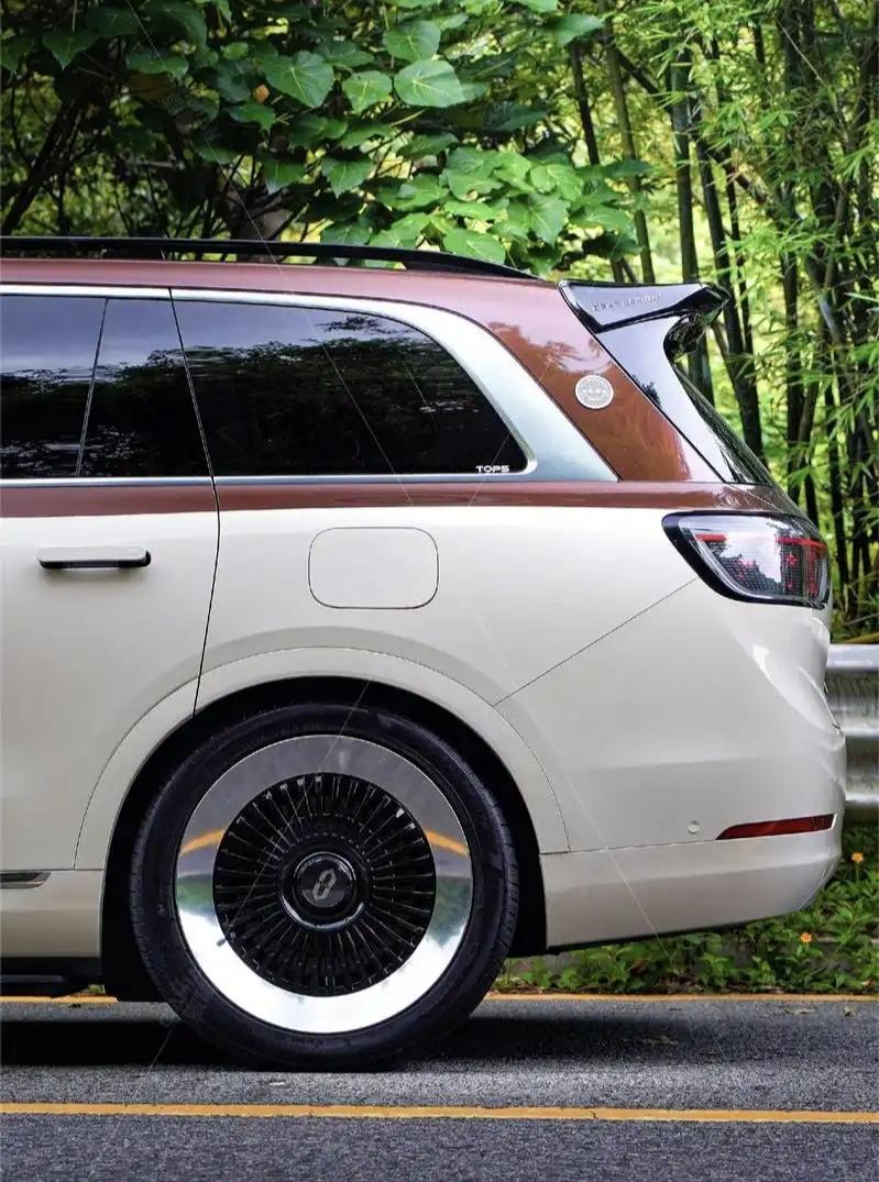 好霸气的车，真帅气！