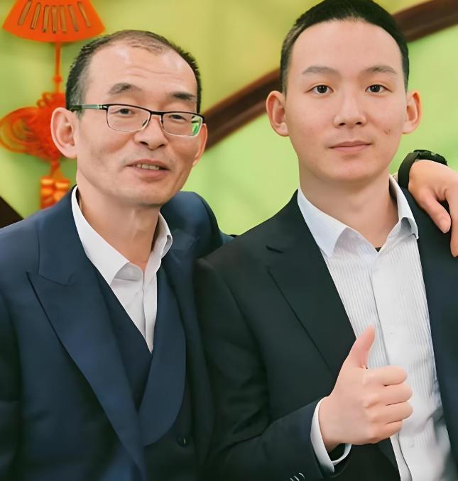 没有谁回归原生家庭，会像谢浩男这么累。、端午假期也就3天，别看时间很短暂，但是